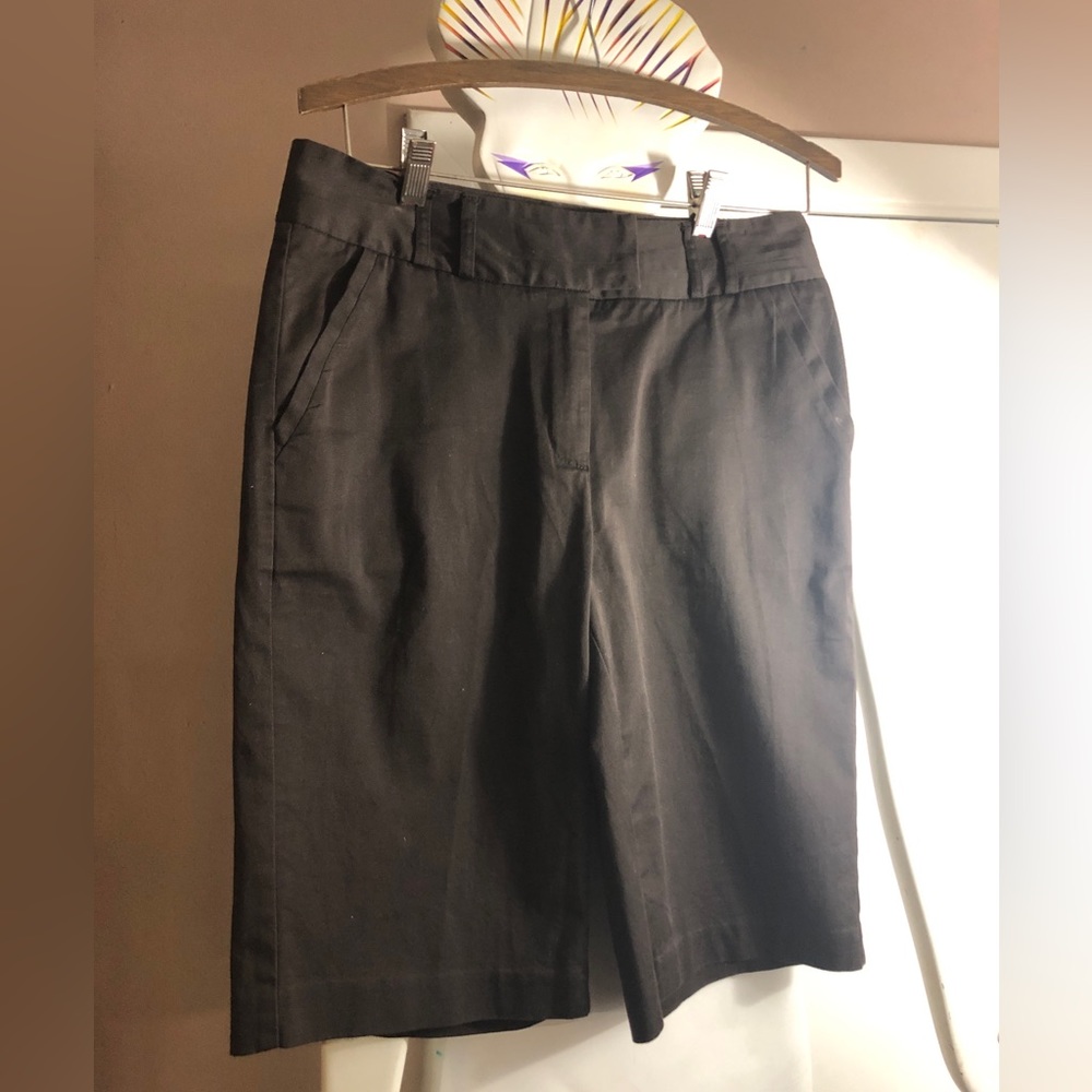 CHICOS Sz 0 chocolate brown bermuda walking shorts US size 4